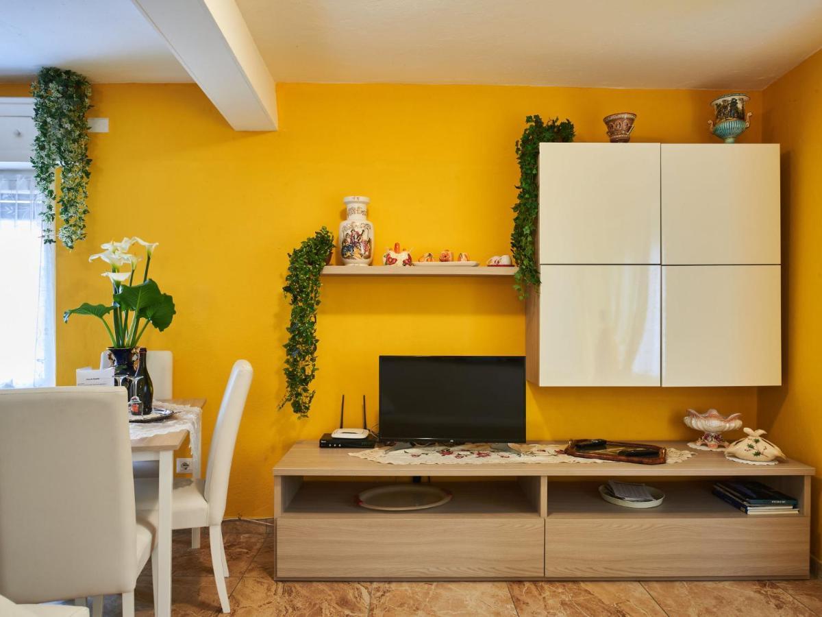 Apartment Casa Del Pergulin - Lmz325 By Interhome 베르체이아 외부 사진